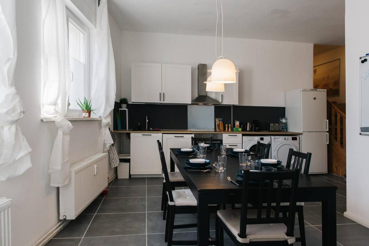 Casa vacanze With 3 Bedroom +1.5 Bthrm +a/c In Prenzlauer Berg Berlino