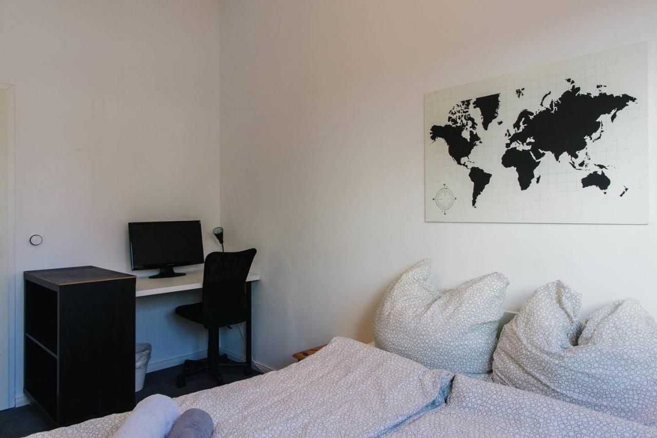 Casa vacanze With 3 Bedroom +1.5 Bthrm +a/c In Prenzlauer Berg *